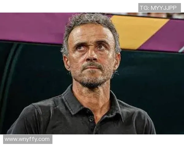 法国足球明星因踢人事件引发广泛关注成焦点人物